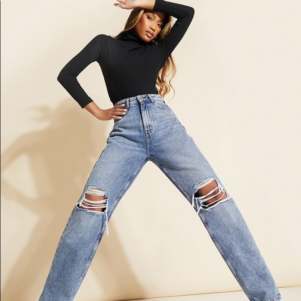 Mid Wash Ripped Knee Straight Leg Jeans